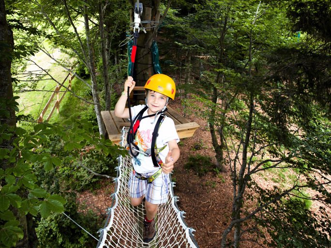 Kanopeo continuous belay system saferoller is made for very young kids zipline